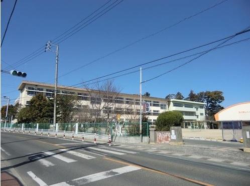 豊川市三蔵子町野河薮の中古一戸建て(豊川市立三蔵子小学校)