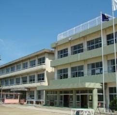 豊川第64御津町全3棟3号棟 新築戸建て(豊川市立御津南部小学校)