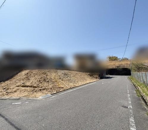 東郷町白鳥3丁目全2棟2号棟　新築戸建て