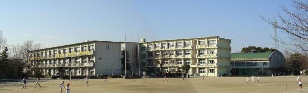 ロイヤルマンション緑丘Ⅱ(岡崎市立緑丘小学校)