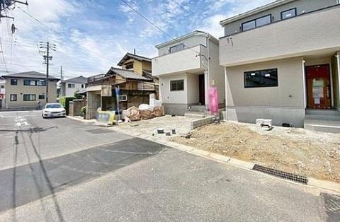 東郷町清水全2棟2号棟　新築戸建て