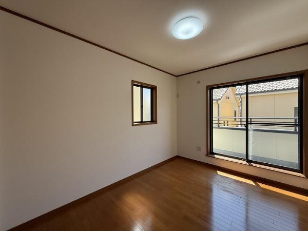 安城市里町１丁目の中古一戸建て