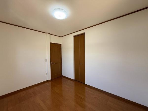 安城市里町１丁目の中古一戸建て