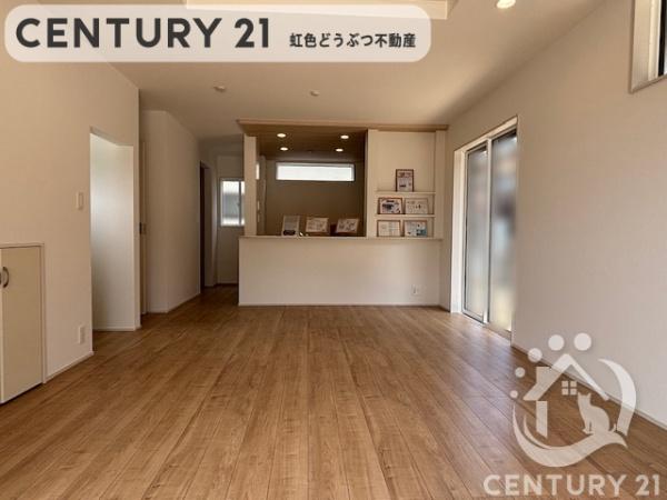 豊川市伊奈町佐脇原全3棟3号棟　新築戸建て