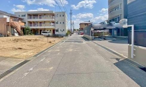 岡崎市大西全3棟2号棟　新築戸建て