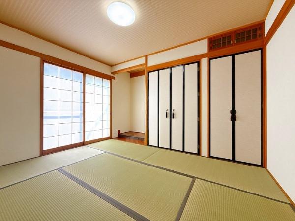 西尾市鵜ケ池町中屋敷の中古一戸建て