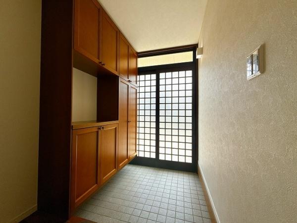 西尾市鵜ケ池町中屋敷の中古一戸建て