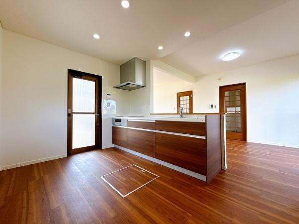 西尾市鵜ヶ池町　中古住宅