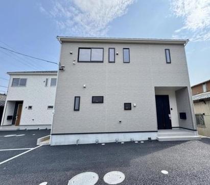 西尾市奥田町全3棟2号棟　新築戸建て