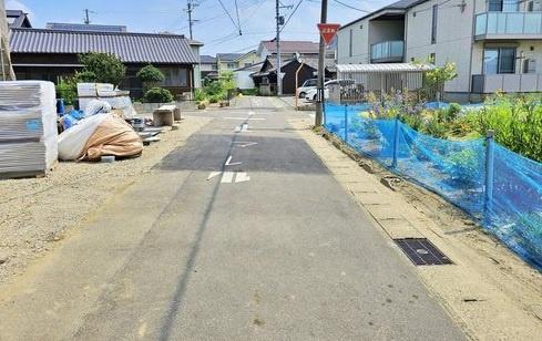 碧南市東浦町全4棟2号棟　新築戸建て