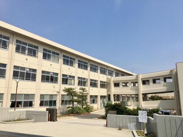 豊田市乙部ケ丘4丁目の中古一戸建て(豊田市立猿投中学校)