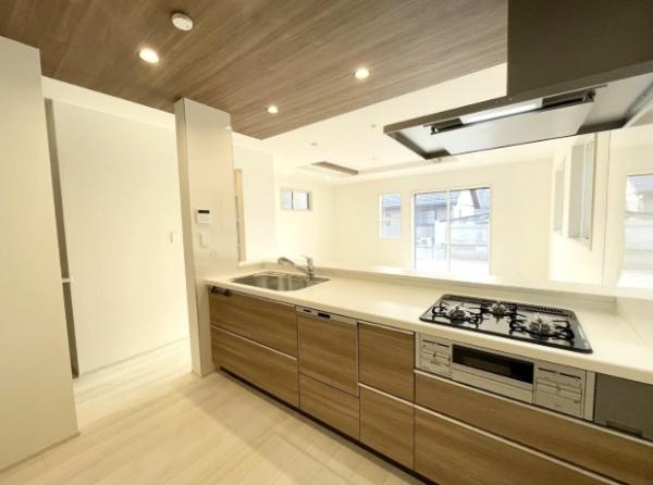 岡崎市羽根町陣場全2棟1号棟　新築戸建て