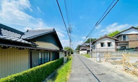 みよし市明知町全3棟2号棟　新築戸建て