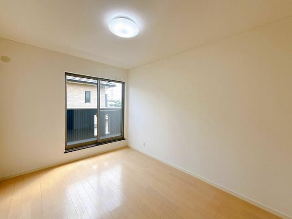 西尾市一色町野田小島口の中古一戸建て