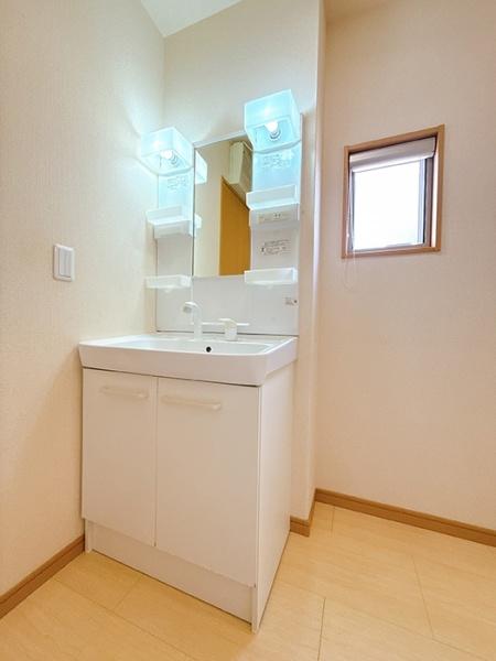 西尾市笹曽根町上新畑の中古一戸建て