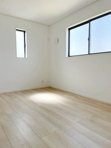 岡崎市仁木町全2棟2号棟　新築戸建て