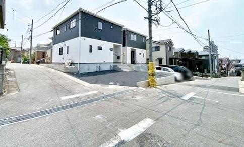 東郷町春木全2棟2号棟　新築戸建て