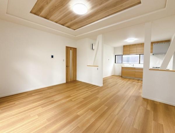 西尾市中畑町　中古住宅