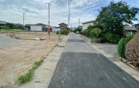 西尾市寺津町全4棟2号棟　新築戸建て