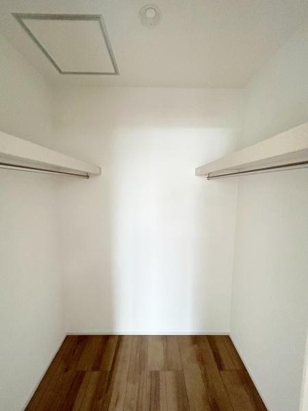 高浜市屋敷町2期全4棟2号棟 新築戸建て(収納)