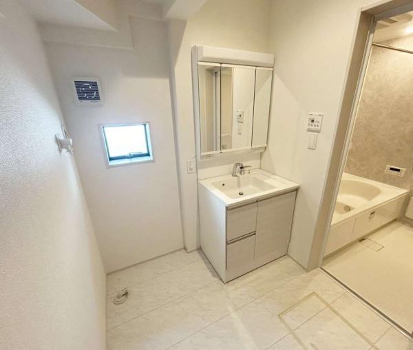 高浜市呉竹町全3棟3号棟 新築戸建て(洗面台・洗面所)