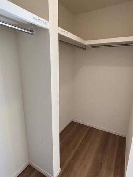 高浜市青木町全9棟2号棟 新築戸建て(収納)