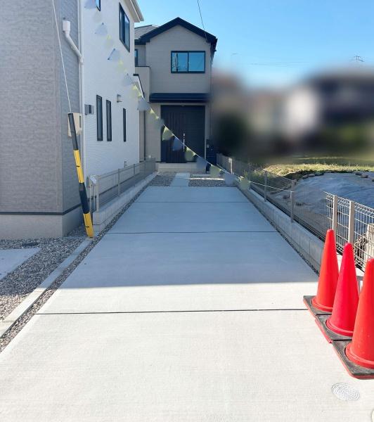 豊田市水源町第1期全3棟3号棟 新築戸建て(駐車場)