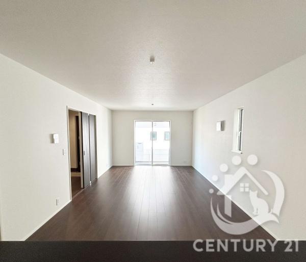 豊田市水源町第1期全3棟3号棟 新築戸建て(リビング)