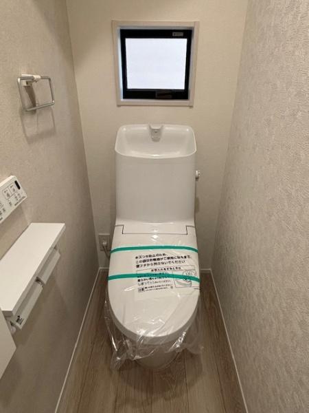 豊田市畝部東町 新築戸建て全2棟 1号棟(トイレ)