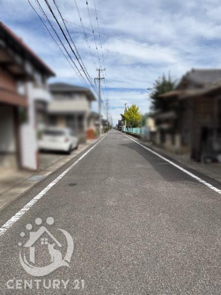 豊田市畝部東町 新築戸建て全2棟 1号棟(前面道路含む現地写真)