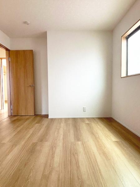 豊田市畝部東町 新築戸建て全2棟 2号棟(洋室)