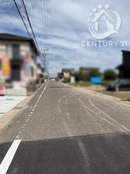 豊田市畝部東町全2棟2号棟 新築戸建て(前面道路含む現地写真)