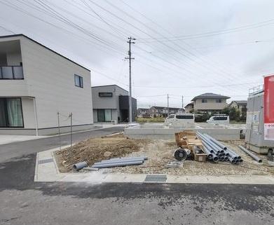 岡崎市中島町全3棟1号棟　新築戸建て