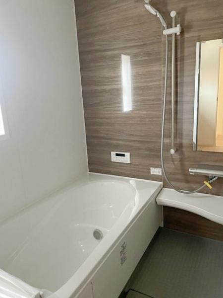 岡崎市中島町全3棟1号棟 新築戸建て(バス)