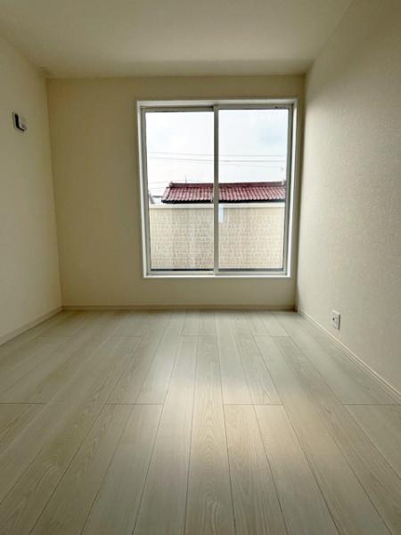 知立第19上重原町全5棟1号棟 新築戸建て(洋室)