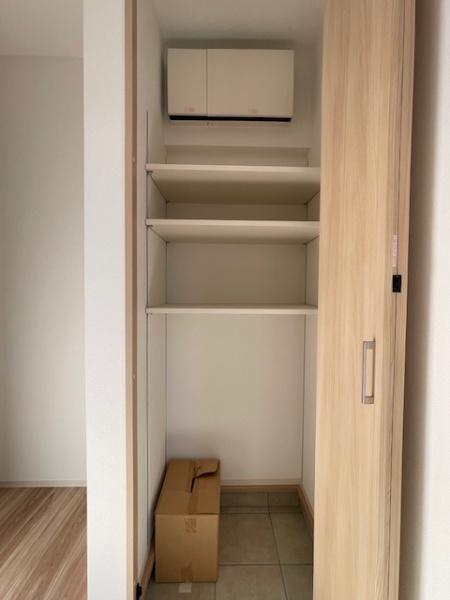 知立市牛田町2期全1棟1号棟 新築戸建て(収納)