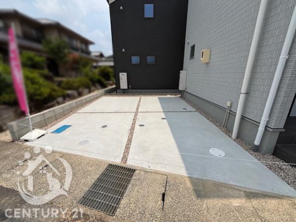 豊田市小坂町全2棟1号棟 新築戸建て(駐車場)