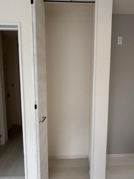 豊田市小坂町全2棟1号棟 新築戸建て(収納)