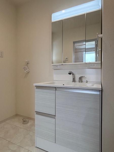 豊田市小坂町全2棟1号棟 新築戸建て(洗面台・洗面所)