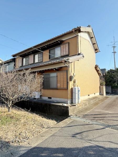 西尾市吉良町富好新田川並の中古一戸建て