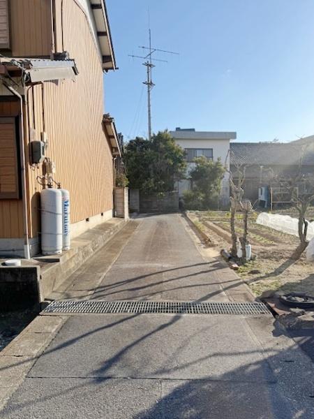 西尾市吉良町富好新田川並の中古一戸建て