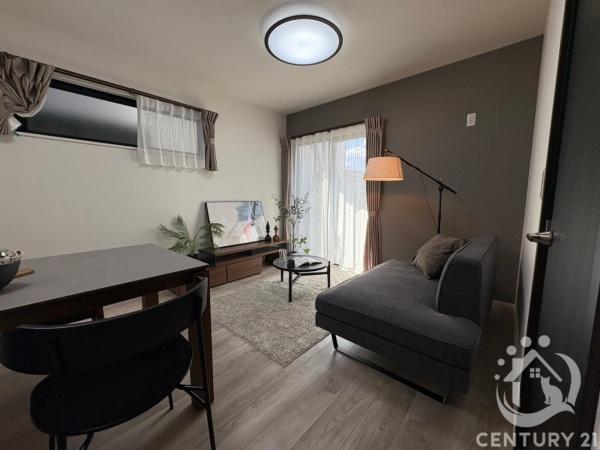 岡崎市舳越町字宮前の中古一戸建て(リビング)