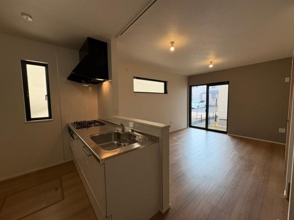 岡崎市舳越町全5棟C棟　新築戸建て