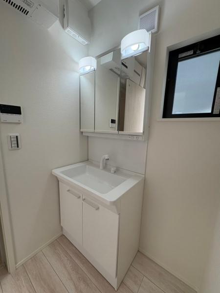 岡崎市舳越町字宮前の中古一戸建て(洗面台・洗面所)