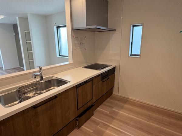 豊田市秋葉町　新築戸建て全2棟　2号棟