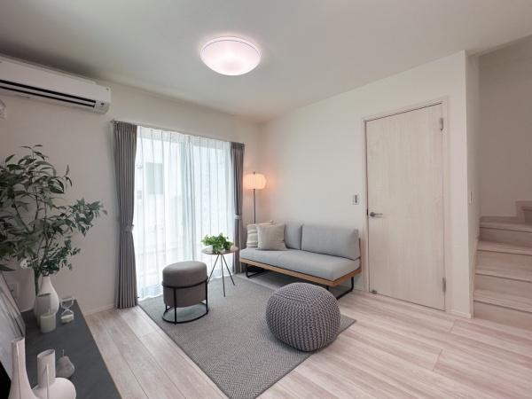 岡崎市百々町字西平の中古一戸建て(リビング)