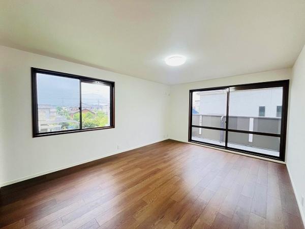 西尾市新渡場町中切の中古一戸建て(洋室)