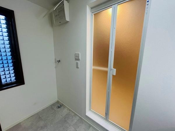 西尾市新渡場町中切の中古一戸建て(洗面台・洗面所)