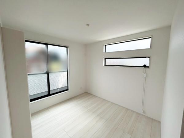 高浜市屋敷町2期全4棟1号棟 新築戸建て(洋室)