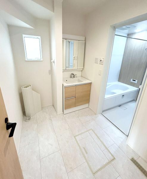 豊田市水源町第1期全3棟2号棟 新築戸建て(洗面台・洗面所)